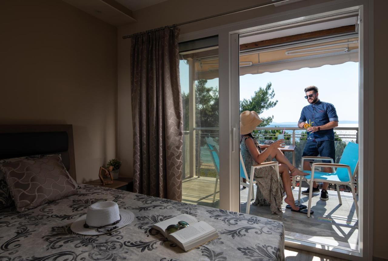 Sunset Studios - Suites With Seaview & Back Side Apartements Torone Exterior foto